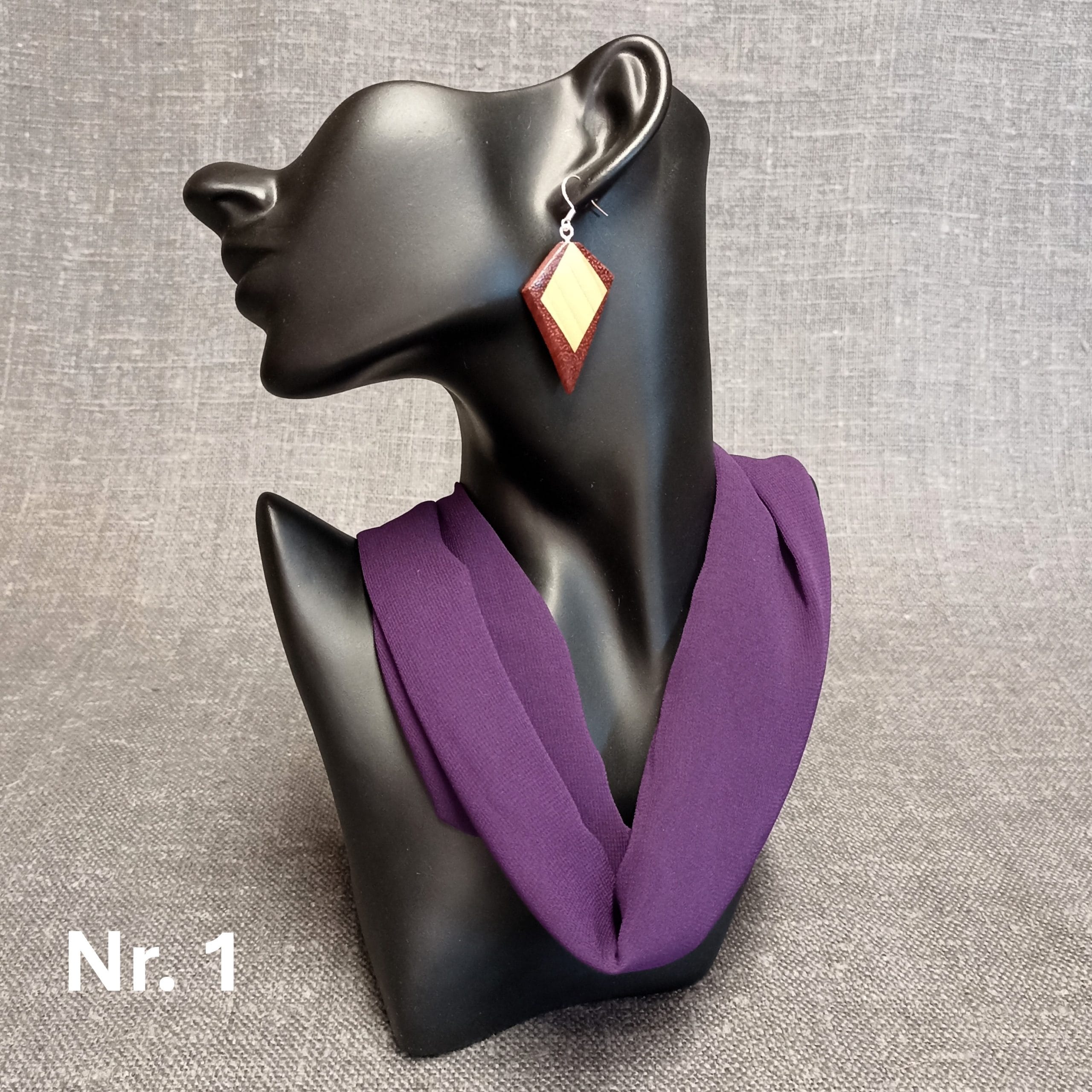 Divu krāsu koka auskari "Rombi" - Image 2