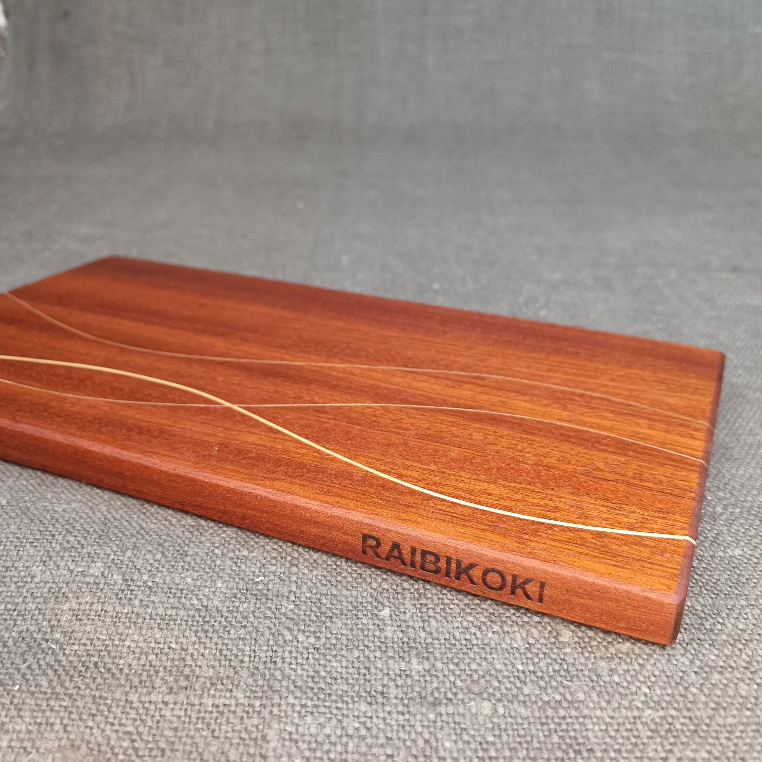 Sarkankoka dēlītis "Upītes" 32x17 cm - Image 4