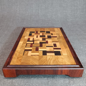 Liels “Trīskrāsu” vienpusēji lietojams virtuves dēlis 40x26cm